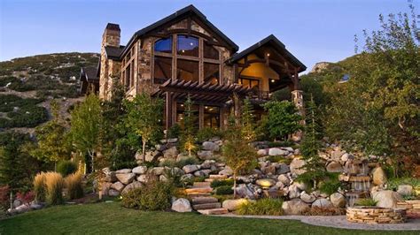 15 Hill Landscape Design Ideas Home Design Lover Rustic Exterior