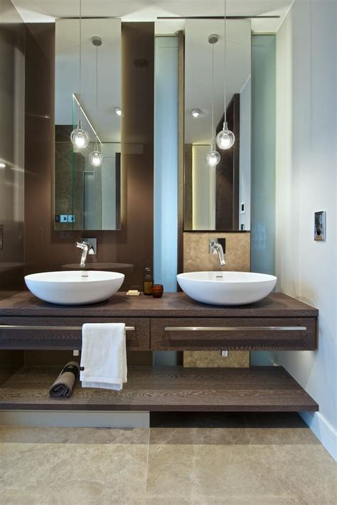 Gekonnte Lichtplanung im Badezimmer mit Occhio