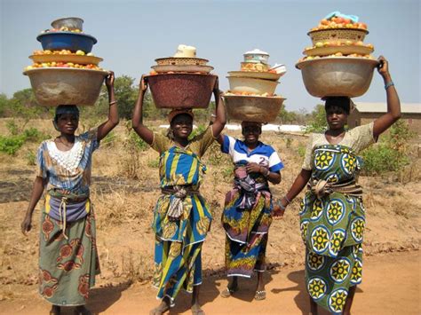 carrying things on your head afrika we are the world