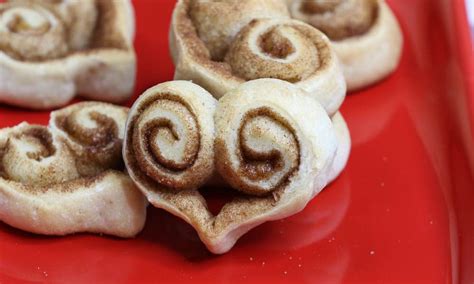 Maybe you would like to learn more about one of these? Heart Shaped Cinnamon Rolls {3 Ingredients!} - TipBuzz