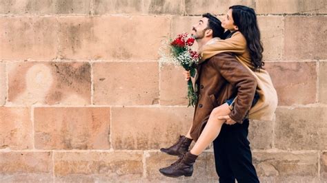 Semoga quotes islami bijak tentang cinta ini bisa menjadi nasehat bagi kita semua dalam mengekspresikan romantisme percintaan yang benar. Kata Kata Bijak: Cinta, Kehidupan, Islami, Romantis, +1000 ...