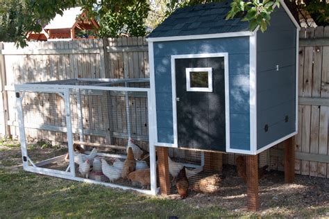 Shed, shed plans, shed ideas, shed house, shed makeover, backyard shed, garden shed, shed plans, storage shed, outdoor shed, she shed shed# #shedplans #shedideas #shedhouse #shedmakeover #backyardshed #gardenshed #shedplans #storageshed #outdoorshed #sheshed. Remodelaholic | Cute DIY Chicken Coop with Attached ...