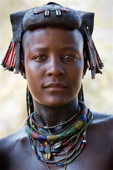 Angola Woman From The Muhacaona Mucawana Tribe Places Africa