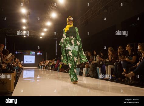 Muslim Fashion Show High Resolution Stock Photography and Images - Alamy