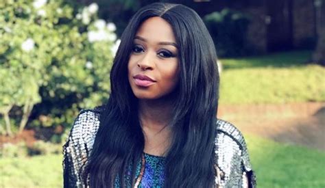 Dj zinhle is one of the few female personalities who are doing great in the entertainment industry. DJ Zinhle Biography, Age, Career, AKA, Boyfriend, Baby, House, Book, Net worth | Factual Intel