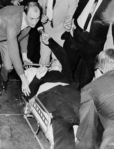 Há 56 Anos Lee Harvey Oswald O Assassino De John F Kennedy Morria