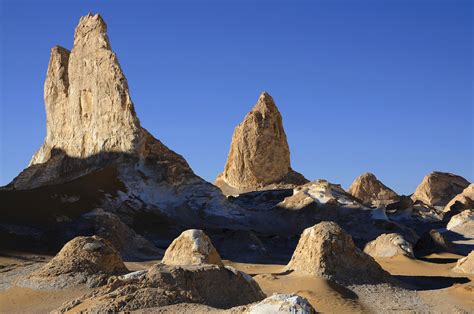 White Desert Rock Formations 1 White Desert Pictures Egypt In