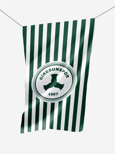 Above the gaziantep banner lies the martyr's memorial, the checkered background represents the cities treat to the world, the famous desert 'baklava'. Giresunspor Resmi Satış Sitesi -- Yeşil-Beyaz 300 X 450 ...