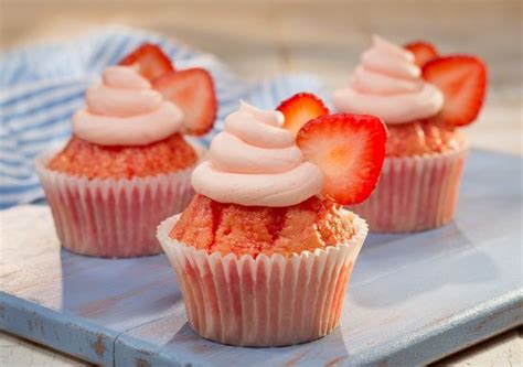 If you like strawberries, you'll love this cake. Strawberry Cheesecake Cupcake Mix | Cupcake recipes ...