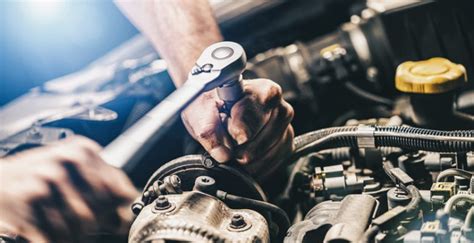 Tips To Keep Your Mechanic Shop Organized After Auto Mechanic Training