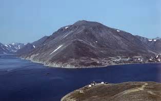 The company explores for gold, silver, zinc, and lead. Highland Gold прописала два проекта в ТОР "Чукотка"