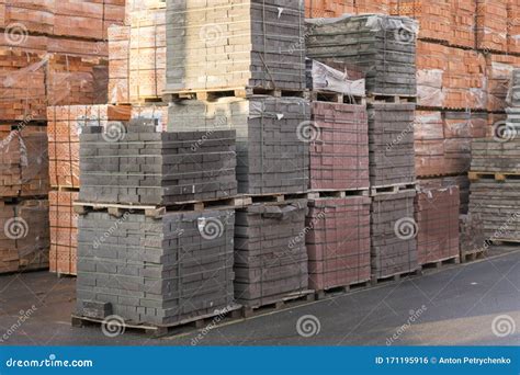 Pallets With Bricks In The Building Store Racks With Brick Masonry