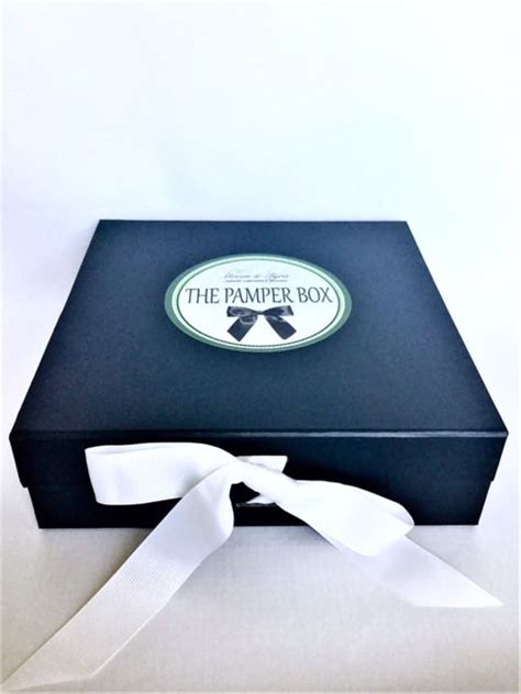 At Home Luxury Spa Facial Kit The Pamper Box Green And Tyra