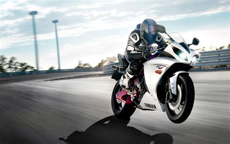 Yamaha R1 Wallpapers Wallpaper Cave