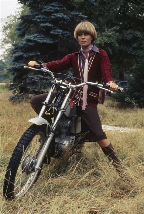 Joanna Lumley As Purdey The New Avengers Joanna Lumley New Avengers