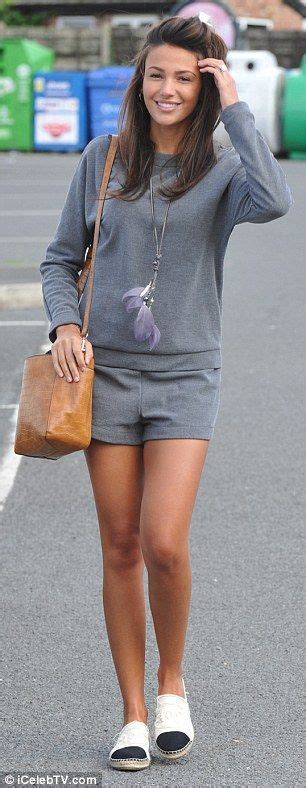 Michelle Keegan Puts On A Leggy Display For Spot Of Lunch Dailymail