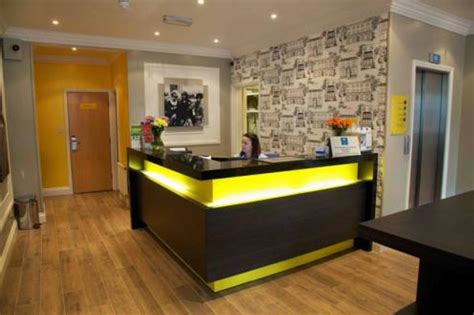 At comfort inn & suites victoria, the units are equipped with smoke detectors, tea and coffee making facilities, and ironing facilities. Comfort Inn Victoria Hotel, London, United Kingdom - overview