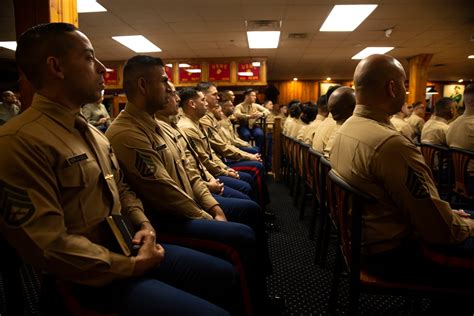 Dvids Images Sergeant Major Of Marine Corps Visits 1st Marine Corps