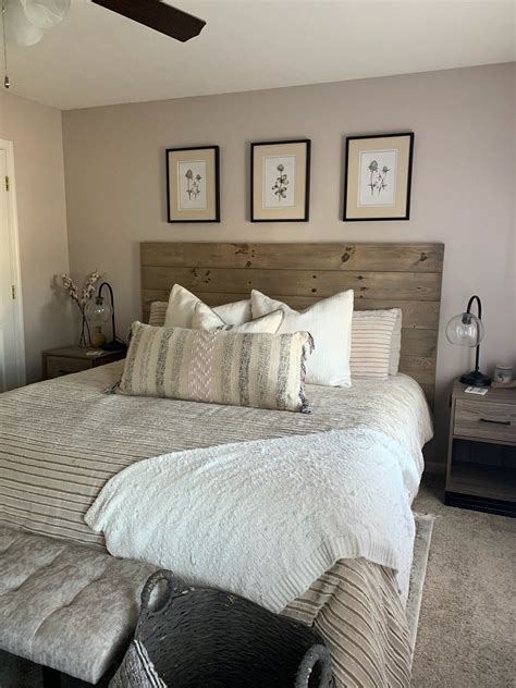 In today's post, i'm sharing how we created a simple. Shiplap Headboard | Shiplap headboard, Bedroom headboard ...