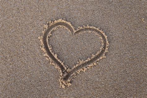 Heart Sand Beach Hd Love 4k Wallpapers Images