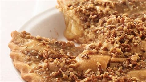 Easy Apple Praline Pie Recipe Pralines Pecan Pie Easy Recipes