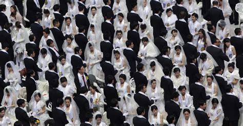 Incredible Photos Of Mass Weddings Around The World