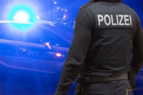 Sex Attacke Gegen 18 Jährige In Würzburg Fahndung Nach Jugendlichem Täter