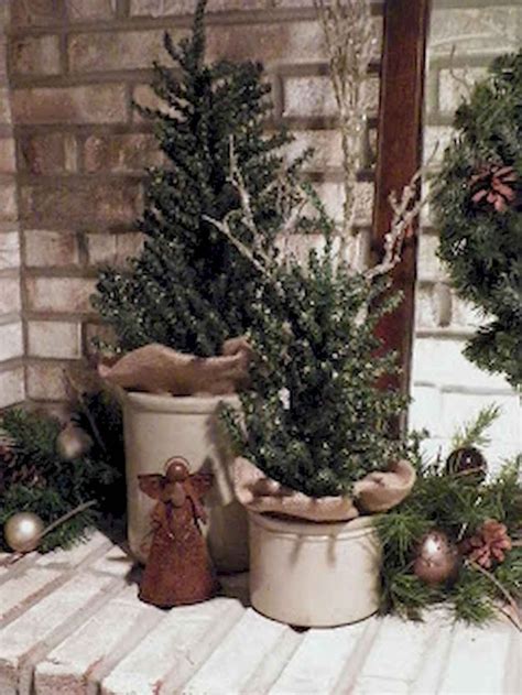 46 Front Porch Ideas Decorating Pine Cones Silahsilahcom Rustic