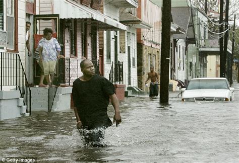 The climate in may in new orleans is rather dry (with 86mm of precipitation over 9 days). Weather 'disturbance' may become hurricane and land near ...