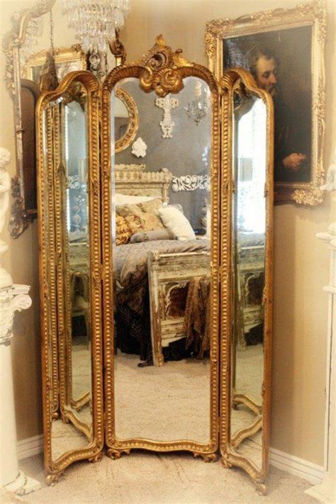 Роскошное зеркало трюмо в золотой раме Vintage Mirrors Beautiful