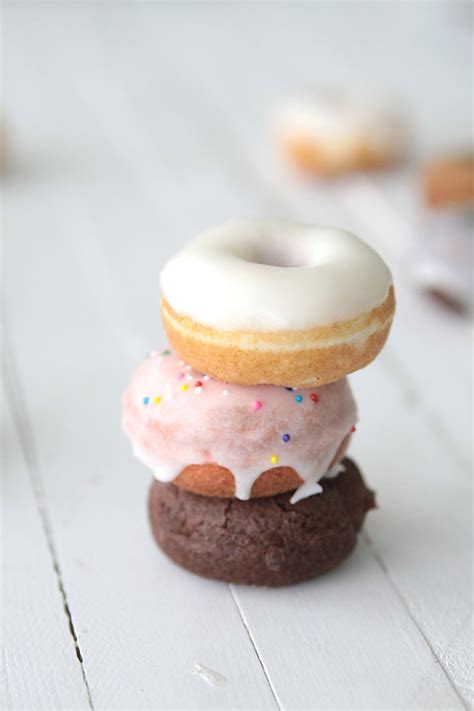 Cookies that look like mini donuts! How to make mini donuts! {baked cake mix donuts recipe ...