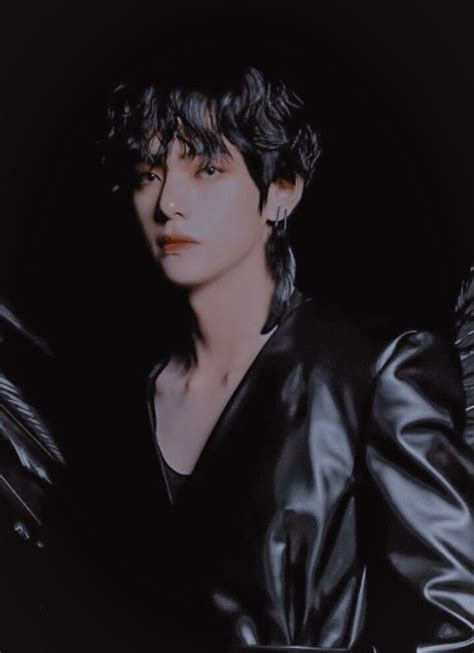 Stunning Black Swan Aesthetic With Taehyung