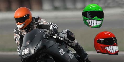 Natursteinfliesen oder glasfliesen, sind ab etwa 30 € erhältlich. Gefährlicher Leichtsinn: Motorradhelme nicht selbst ...