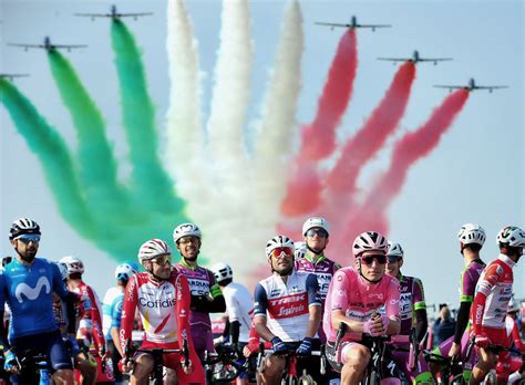 Attila valter leads the giro ahead of remco evenepoel and egan bernal. Giro de Italia 2021: favoritos, recorrido y anécdotas ...
