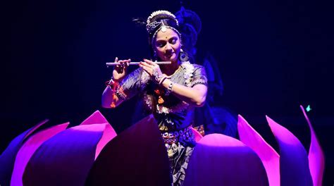 Gracy singh news, gossip, photos of gracy singh, biography, gracy singh boyfriend list 2016. Photo Gallery: Actress Gracy Singh pays a tribute to Lord ...