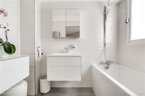 To make the shape of your future bathroom, you should use a drag tool to draw the floor plan and establish walls. صور تصاميم الحمام 2019 كتالوجات تصميمات حمامات Bathroom ...