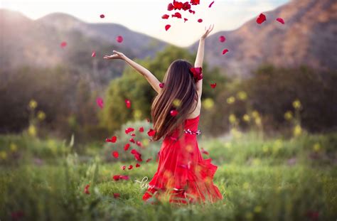 Find the perfect hand painted oil paintings for your space at overstockart.com. Little girl dancing in flower field | Photography ...