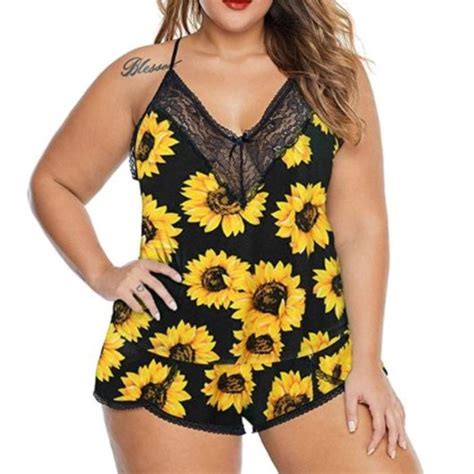 Intimates And Sleepwear New Plus Size Sunflower Pajamas Cami Shorts Set