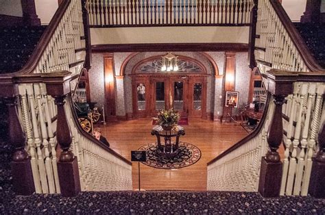 The Worlds 6 Creepiest Haunted Hotels Huffpost