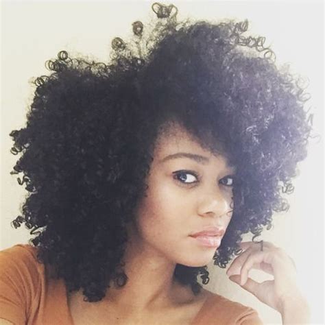 Highlights around face face frame highlights chunky blonde highlights hair highlights highlight your own hair highlight face tone hair at home face framing hair silver blonde hair. Natural hair highlights, Protective styles and Curls on Pinterest