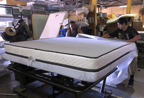 All of our futons are 4 inches thick & have zippers for foam removal & all of our fabrics are machine washable! San Diego RV & Specialty Mattress - Chillin' Mattress