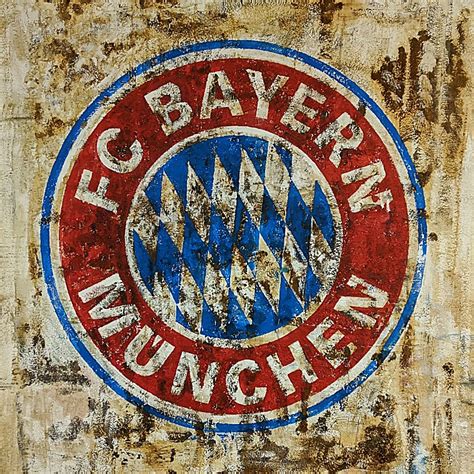 7 english sides in top 50 ahead of bayern munich: FC Bayern Logo als Wandgestaltung