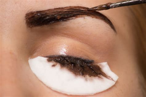 Level 2 Eyebrow And Eyelash Treatments Chill Out Training And Enterprise
