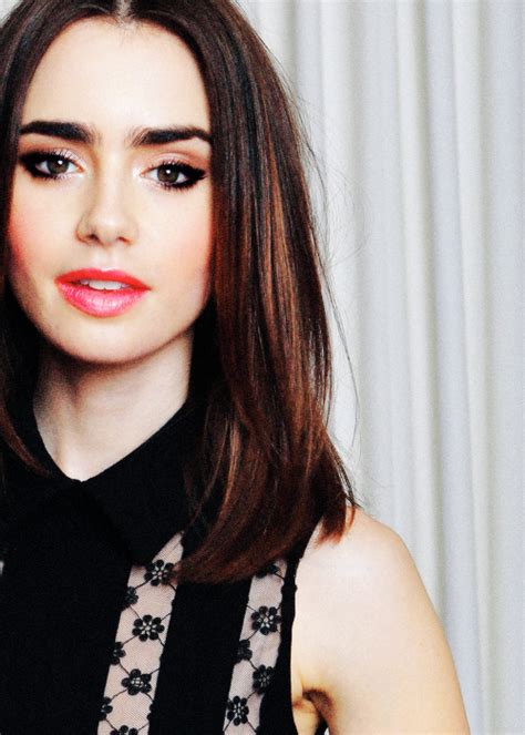 Lily Collins Lily Collins Hair Bob Hairstyles Straight Hairstyles