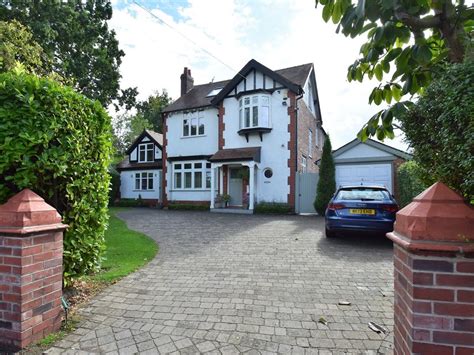 6 Bed Detached House For Sale In Moss Lane Bramhall Stockport Sk7