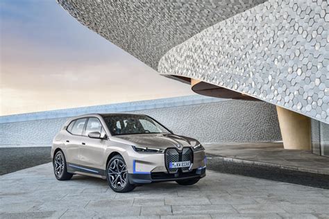 Say Hello To The 2022 Bmw Ix Electric Suv Carbuzz