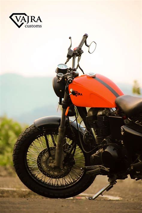 Royal enfield classic 350 and classic 500 are models of royal enfield motorcycles which have been in production since 2009. Custom Orange Royal Enfield classic 350 - ModifySeva