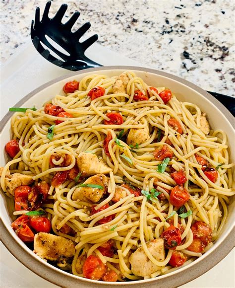 Meanwhile, bring a large pot of salted water to a boil. Bruschetta Chicken Pasta - The Cookin Chicks