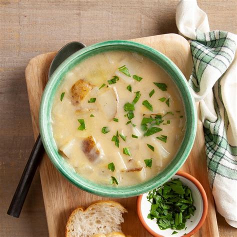 Chunky Potato Leek Soup Recipe How To Make It Taste Of Home
