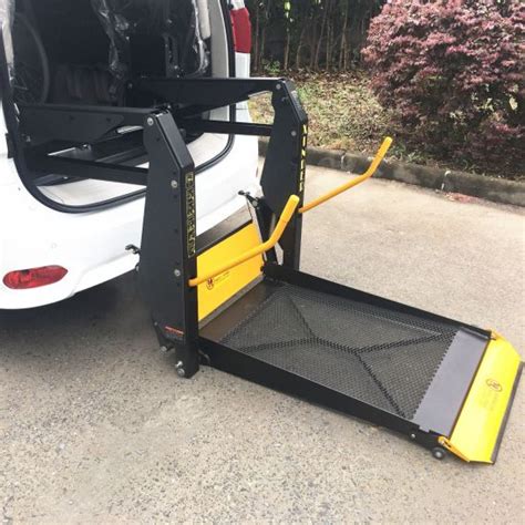 Hydraulic wheel chair mobility access vertical platform lift with good price. China Hydraulic Wheelchair Lifts for Van Wheelchair Hoist ...